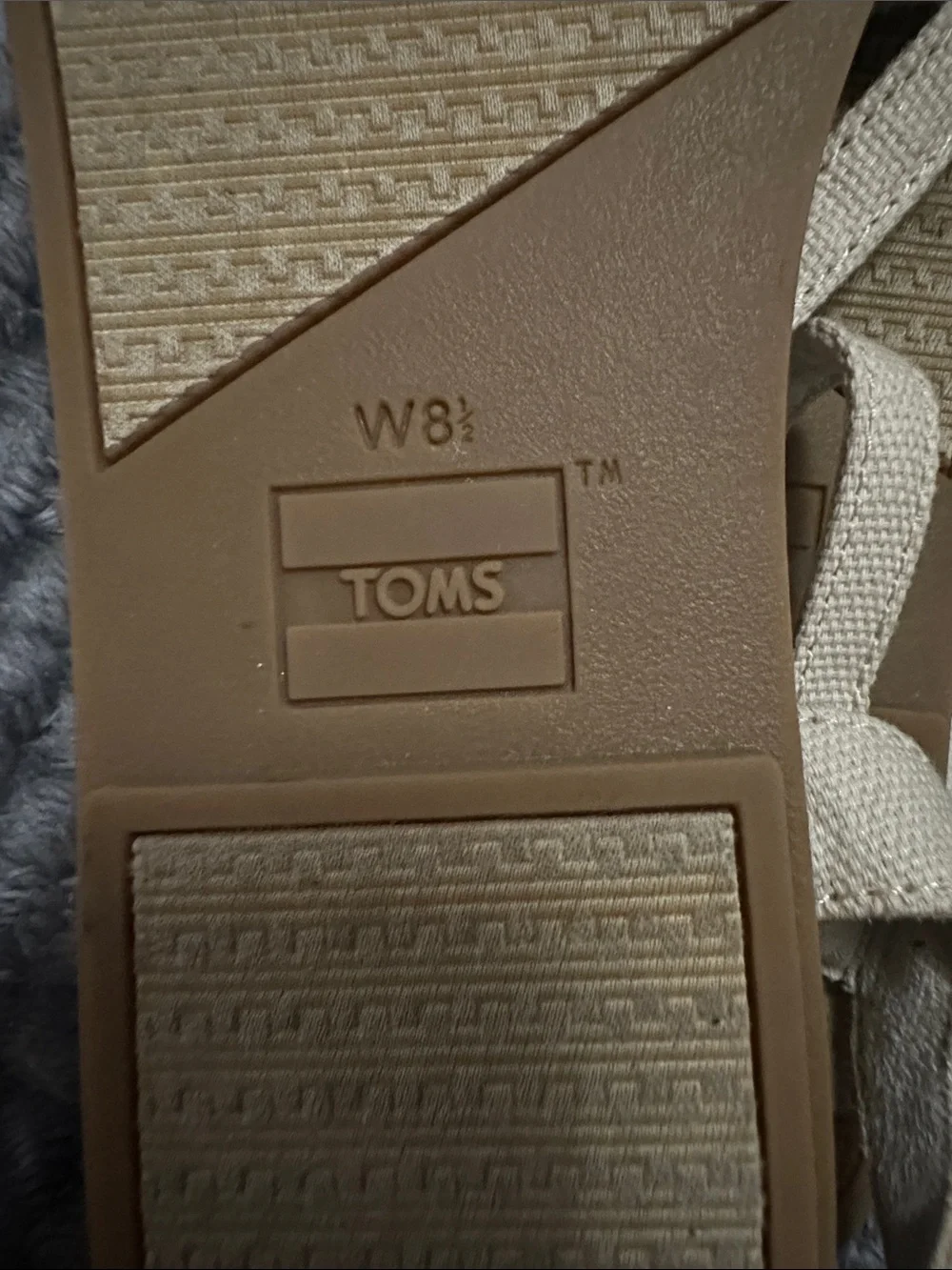 Toms sandals beige